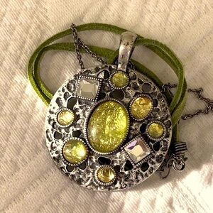 “Mint Julep ” Pendant Necklace